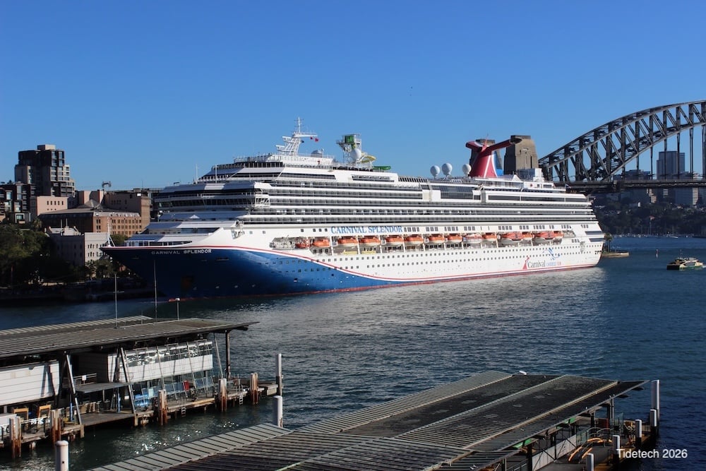 Carnival Splendor at Circular Quay Sydney