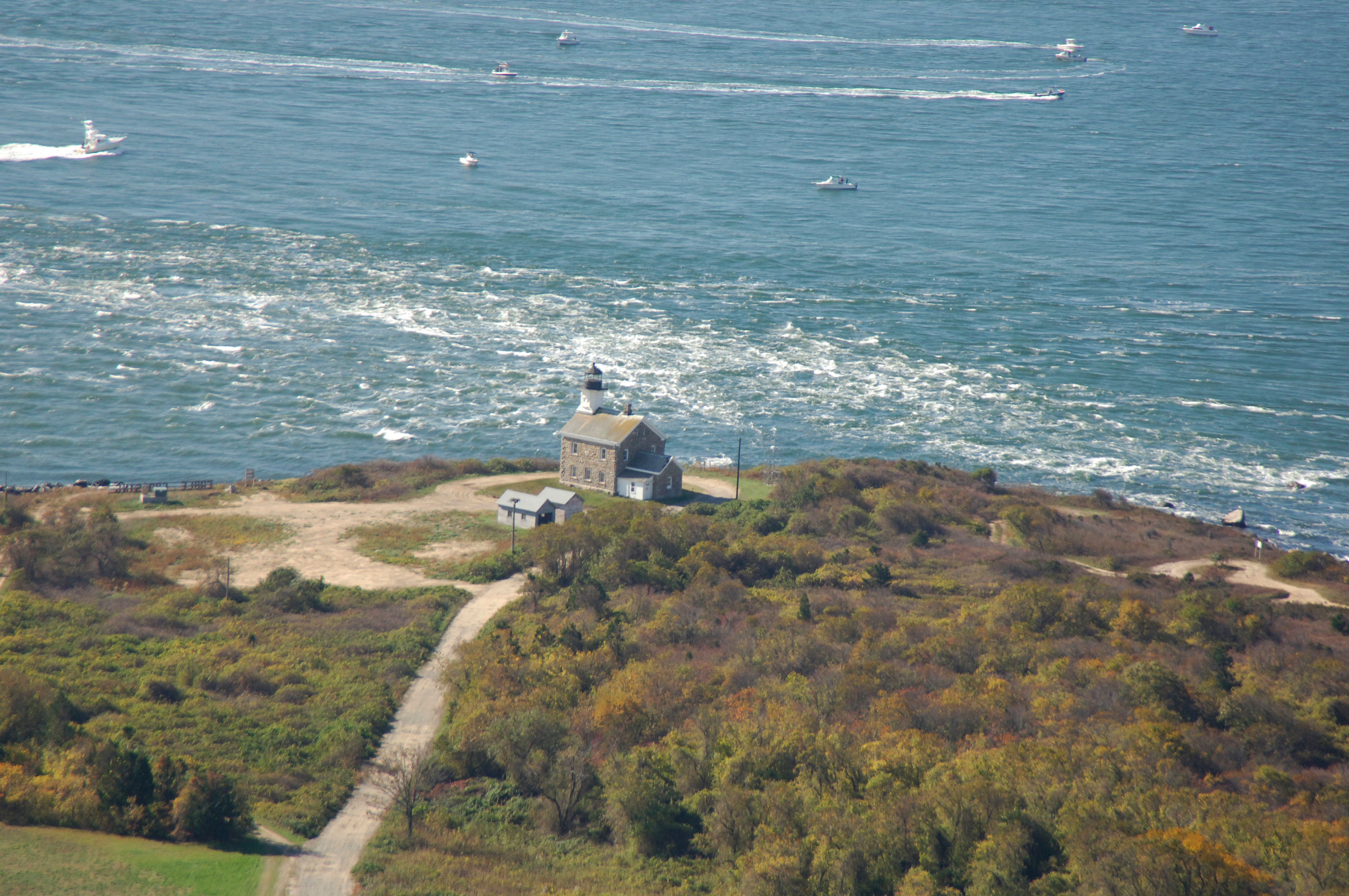 plum gut light house 3